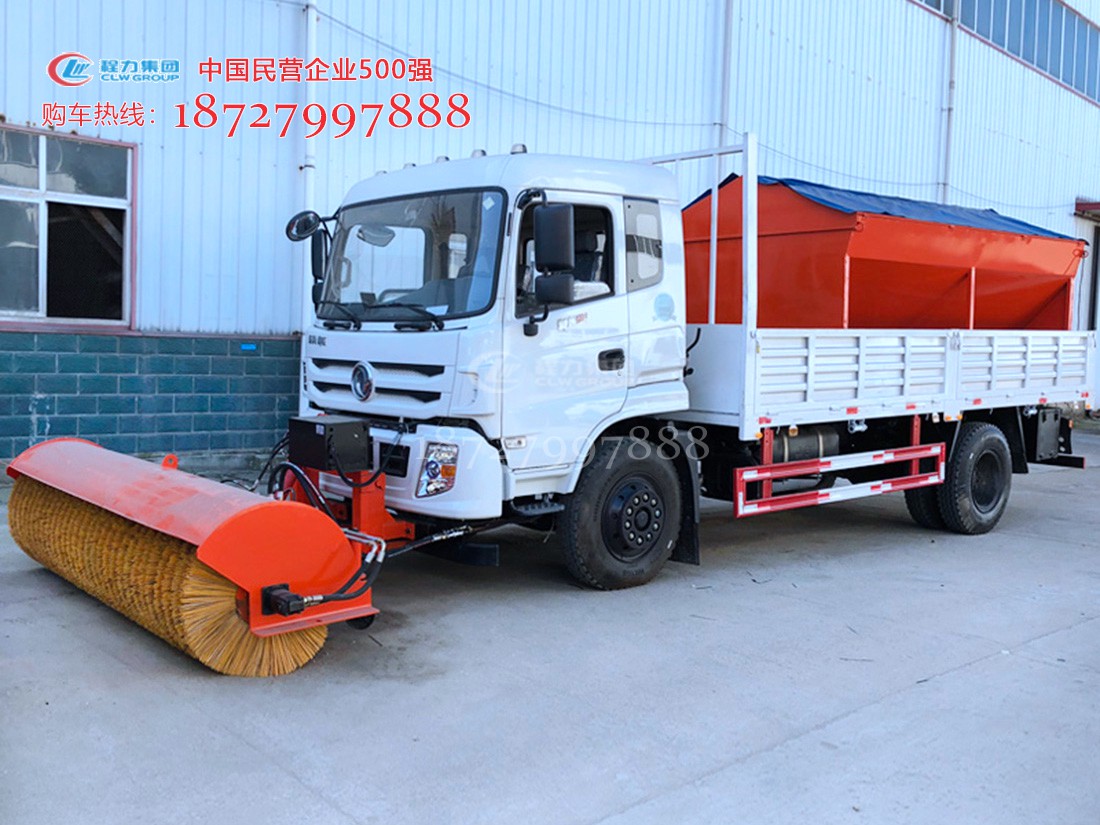 除雪铲带撒布机